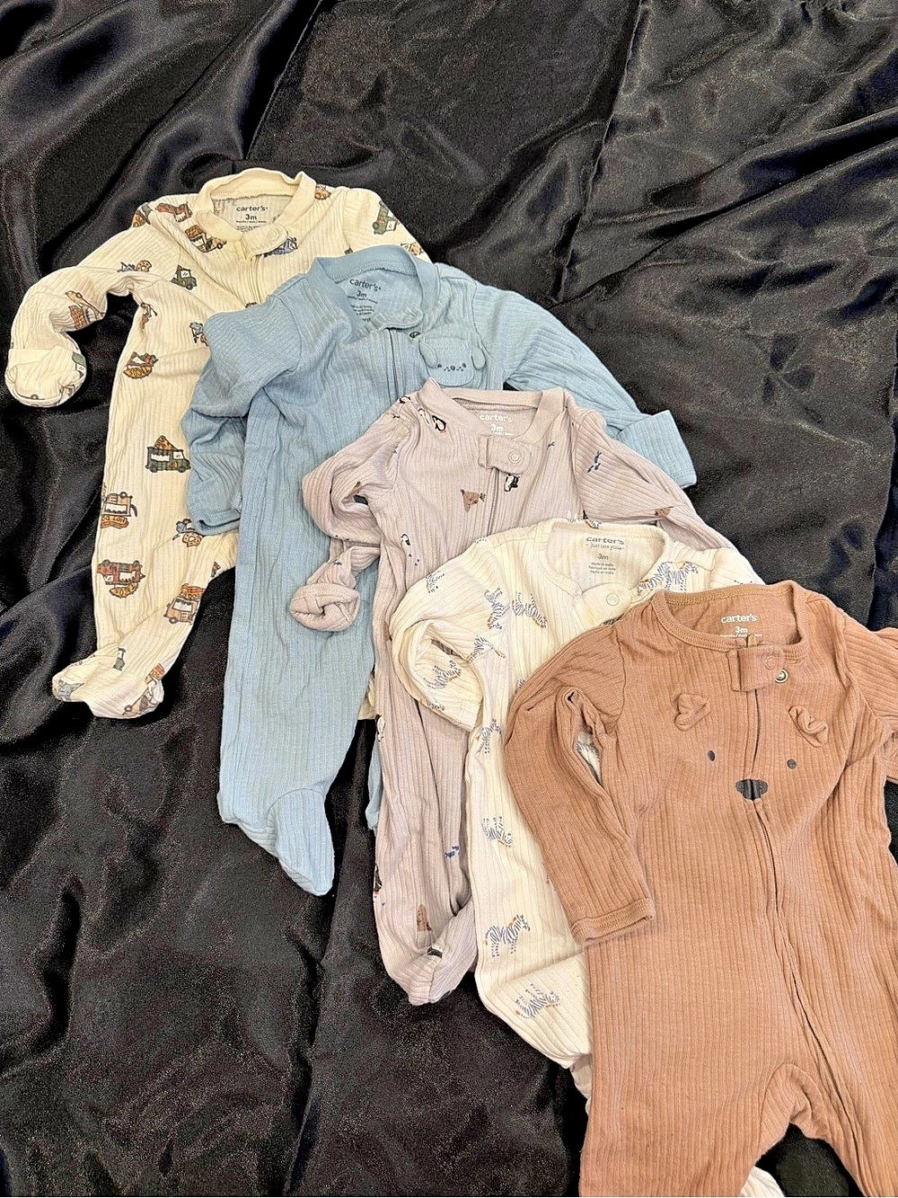 FIVE ITEMS Carter's Footed Pajamas